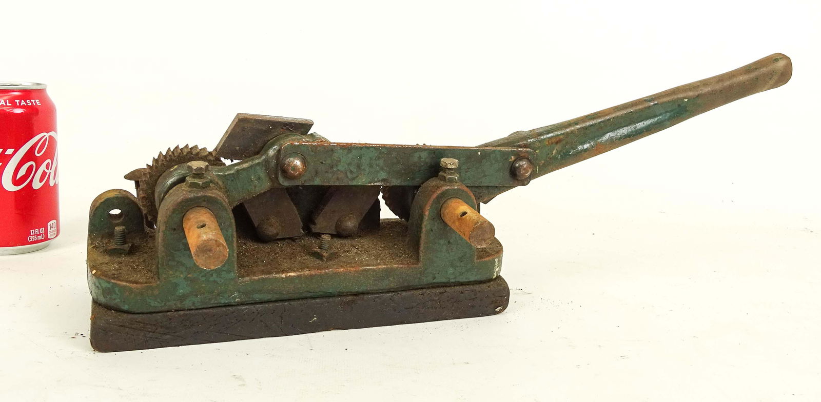 Wheel Tiring Machine (1 of 4)