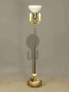 Vintage Floor Lamp: Vintage floor lamp. 60" Ht..