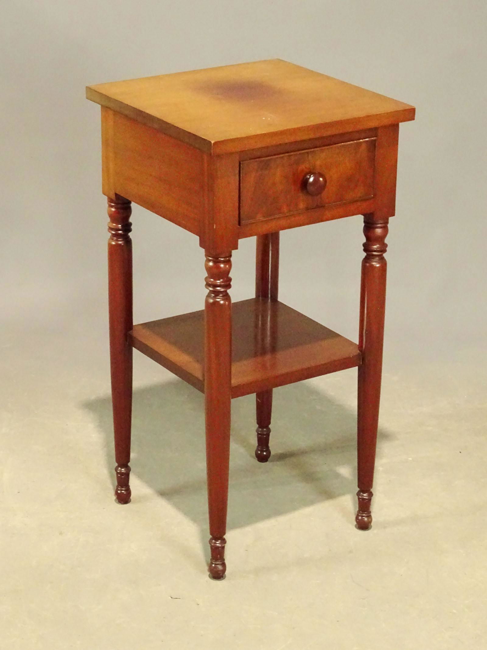 Single Drawer Stand (1 of 4)