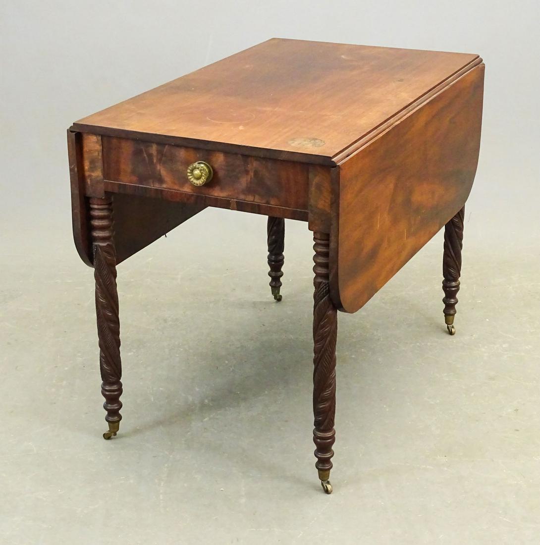 19th c. Federal Dropleaf Table (1 of 5)