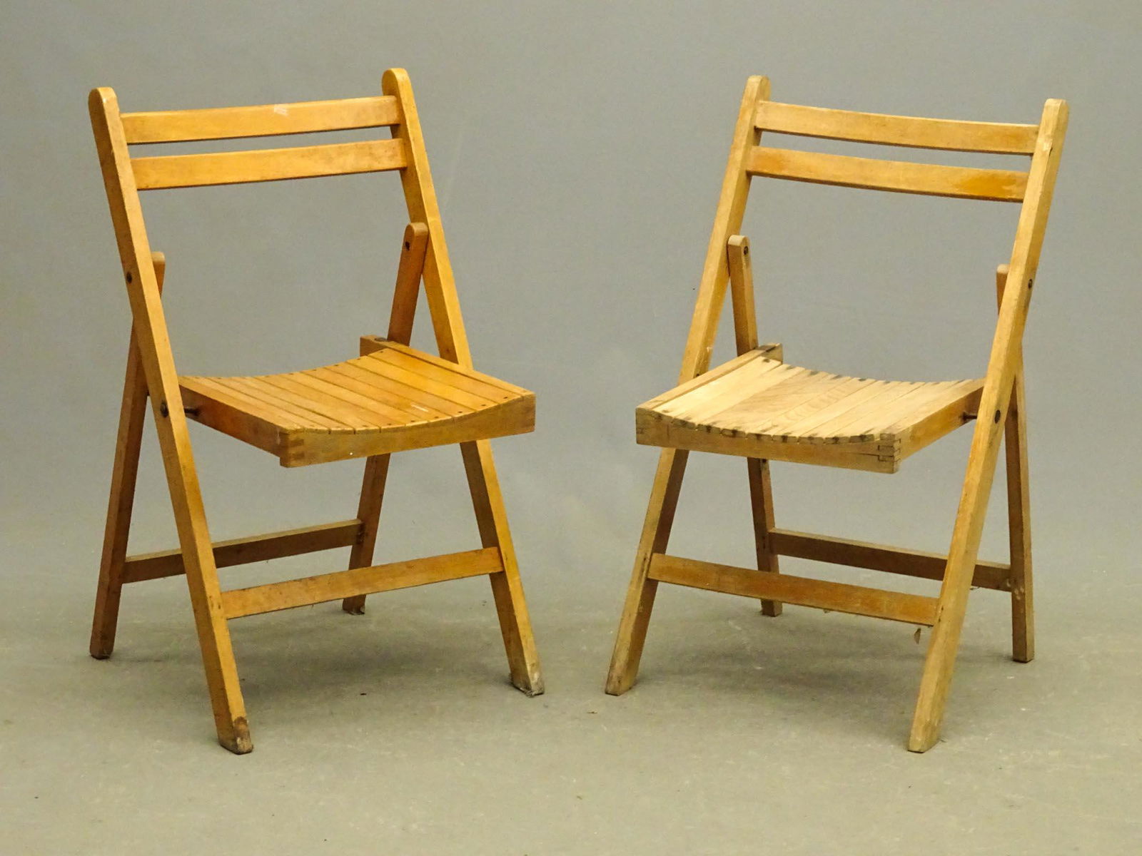 Pair Mid Century Folding Chairs (1 of 4)