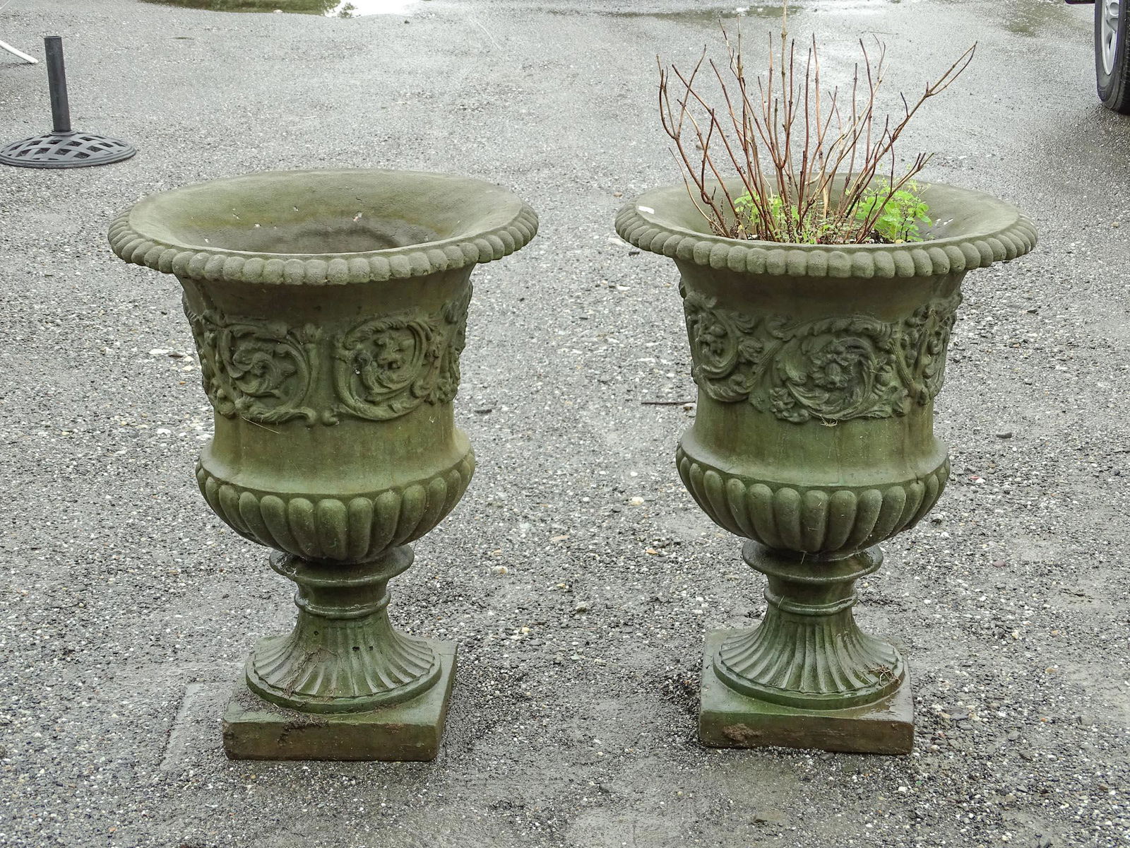 Urns (1 of 4)