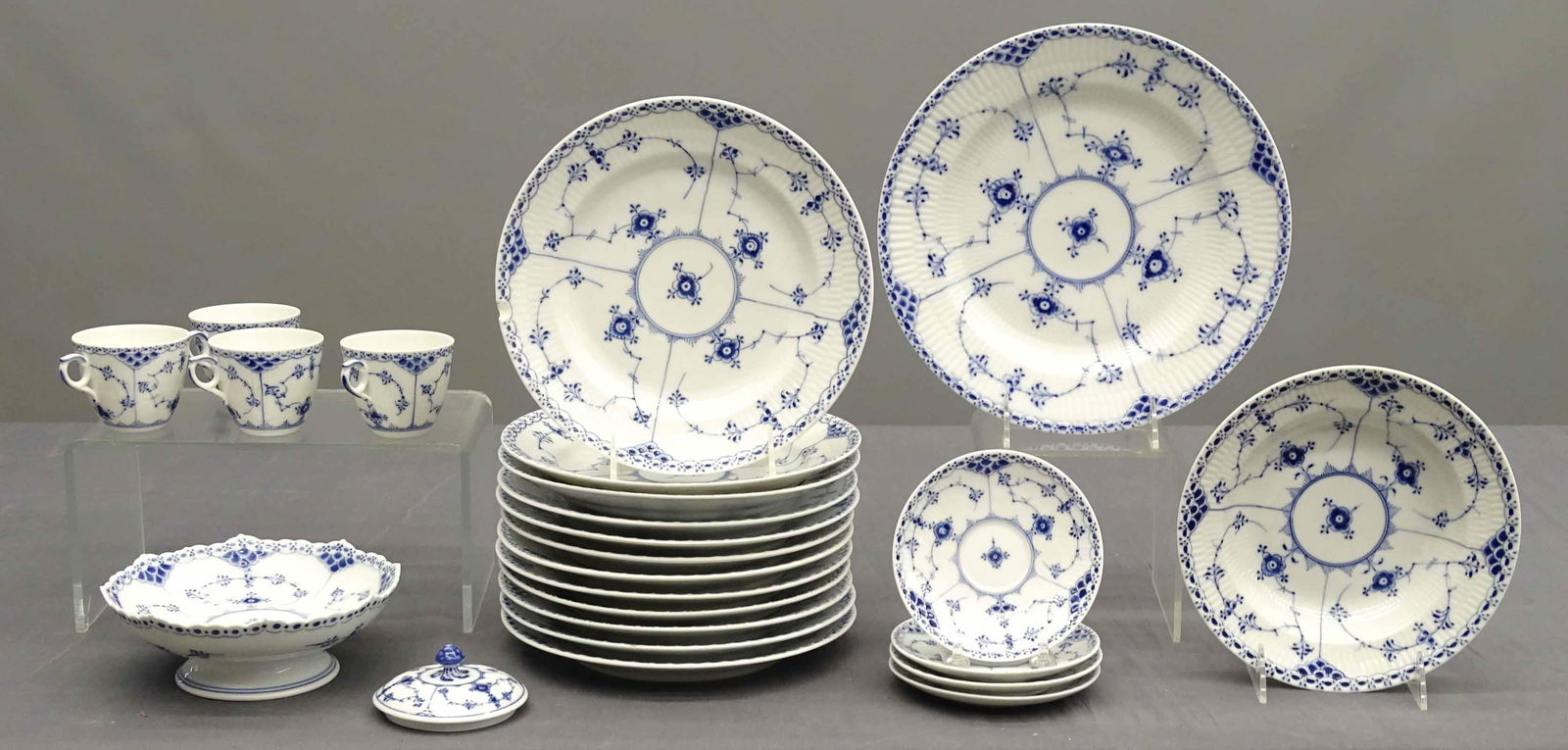 Royal Copenhagen China (1 of 6)