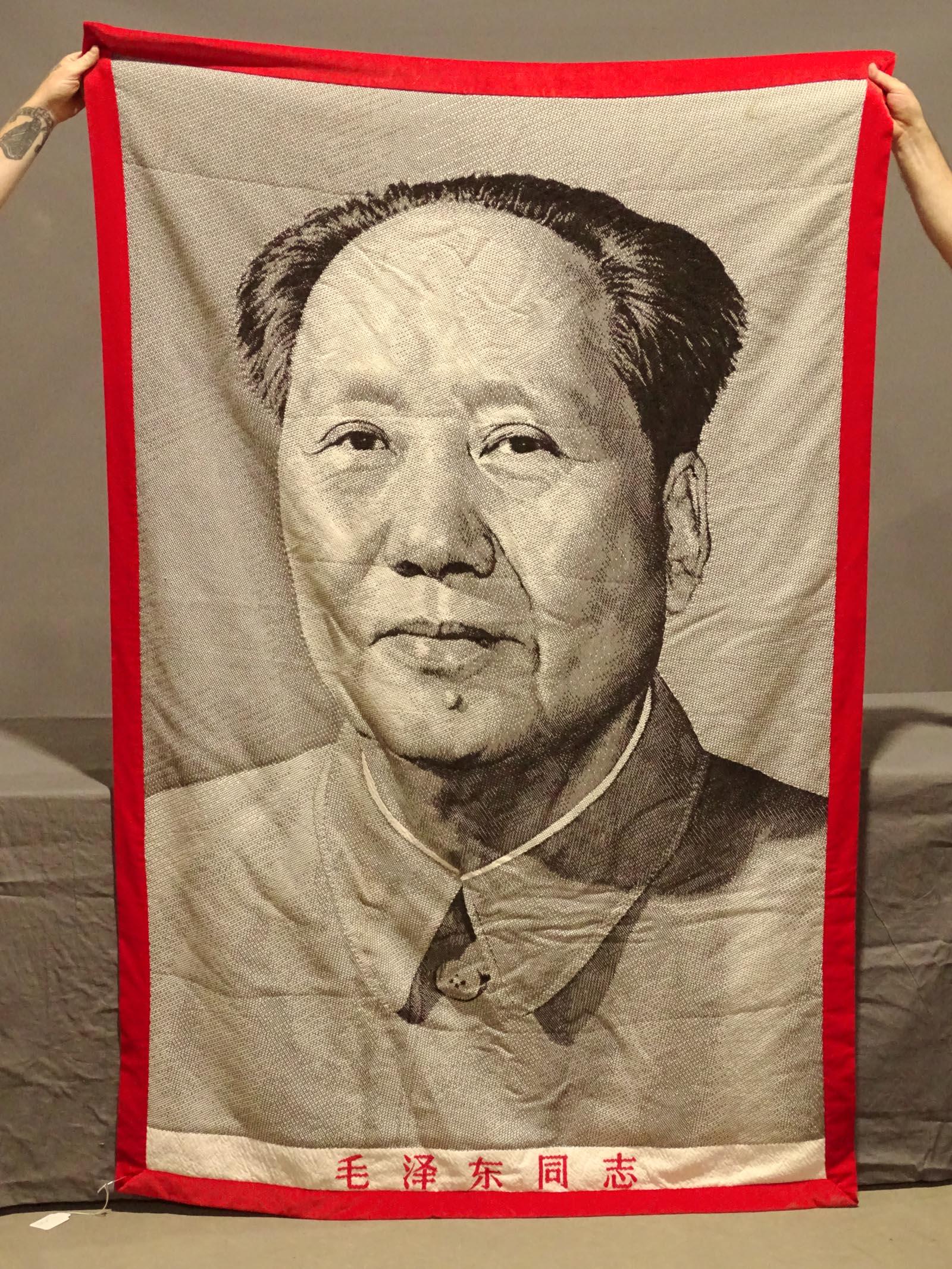 Chinese Blanket: Chinese blanket with image of Mao Zedong. 48" x 74".
