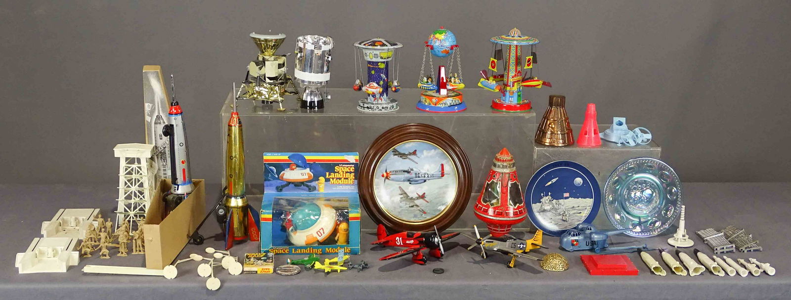 Space Related Lot (1 of 13)