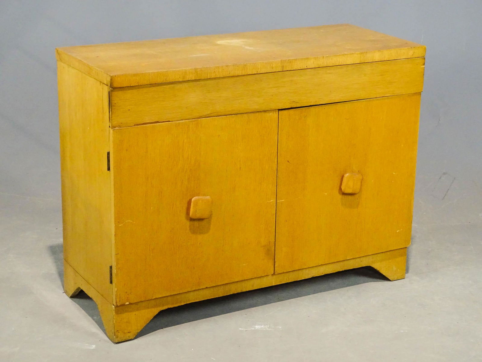 Mid Century Server (1 of 5)