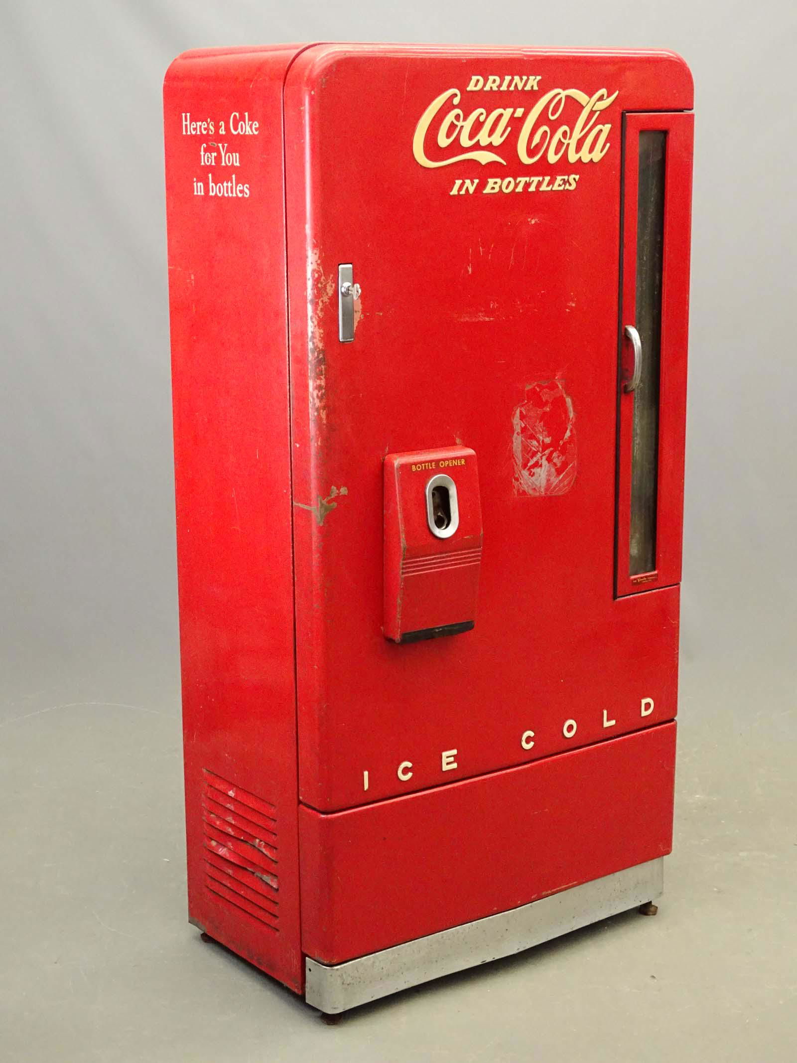 Vintage Coca Cola Machine (1 of 10)