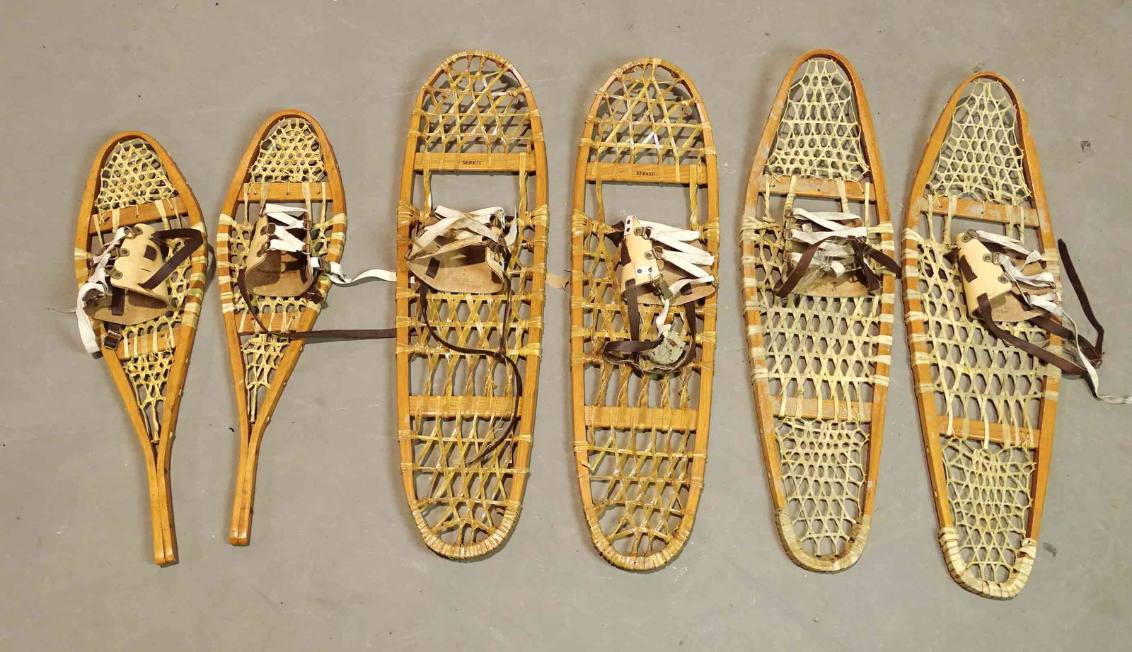 Snowshoes (1 of 5)