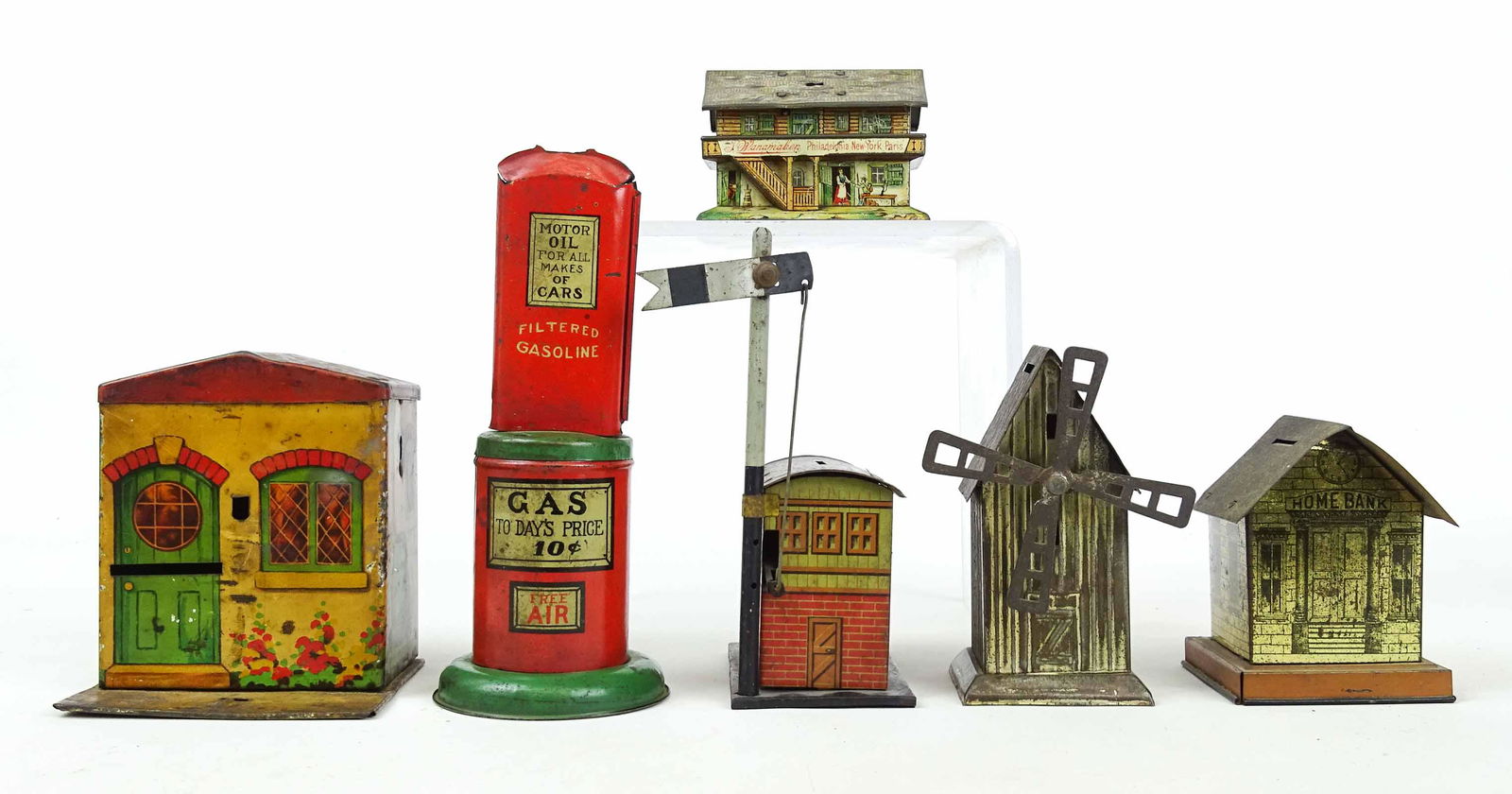 Vintage Tin Banks (1 of 7)