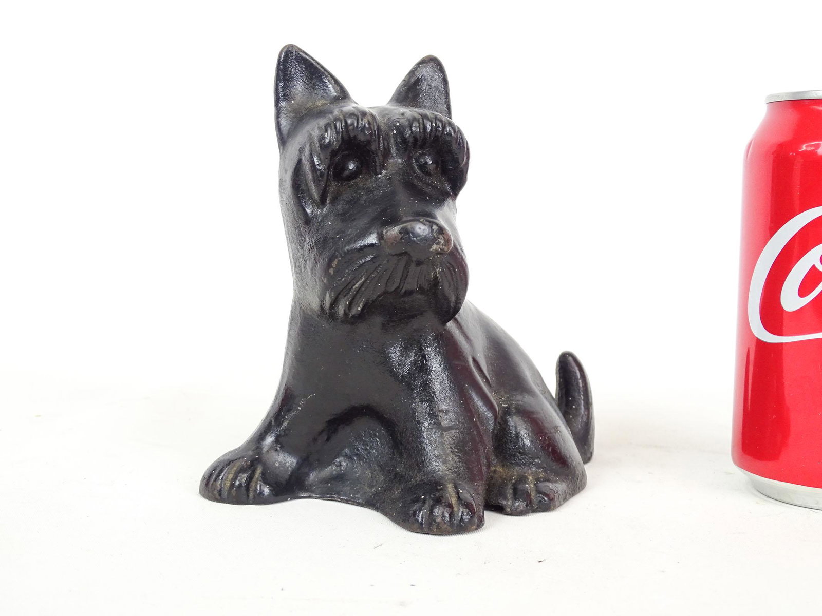 Scottie Doorstop: Doorstop: President Roosevelt's Sitting Scottie "Fala", 5 1/4" Ht..