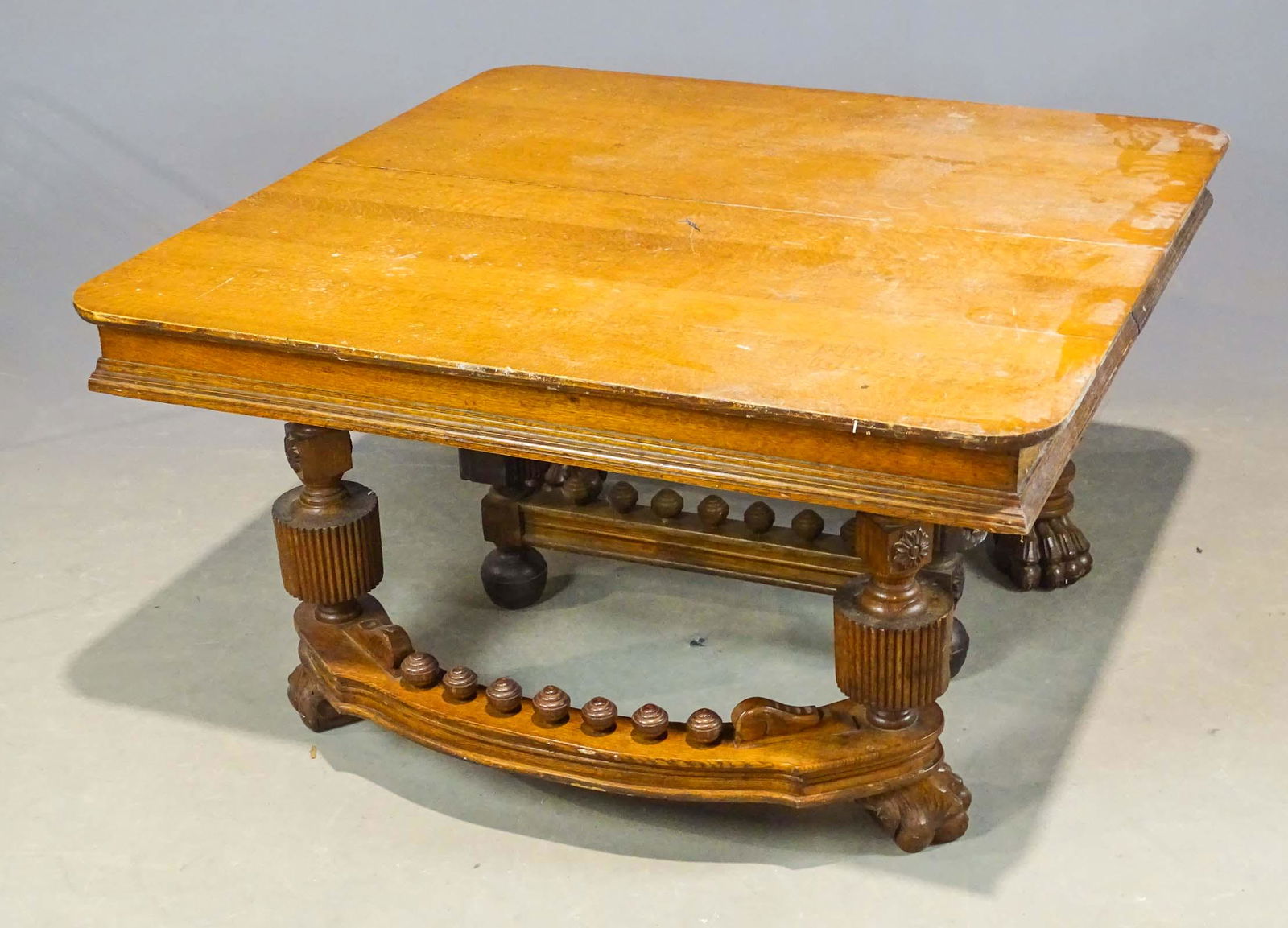 Victorian Oak Table (1 of 3)