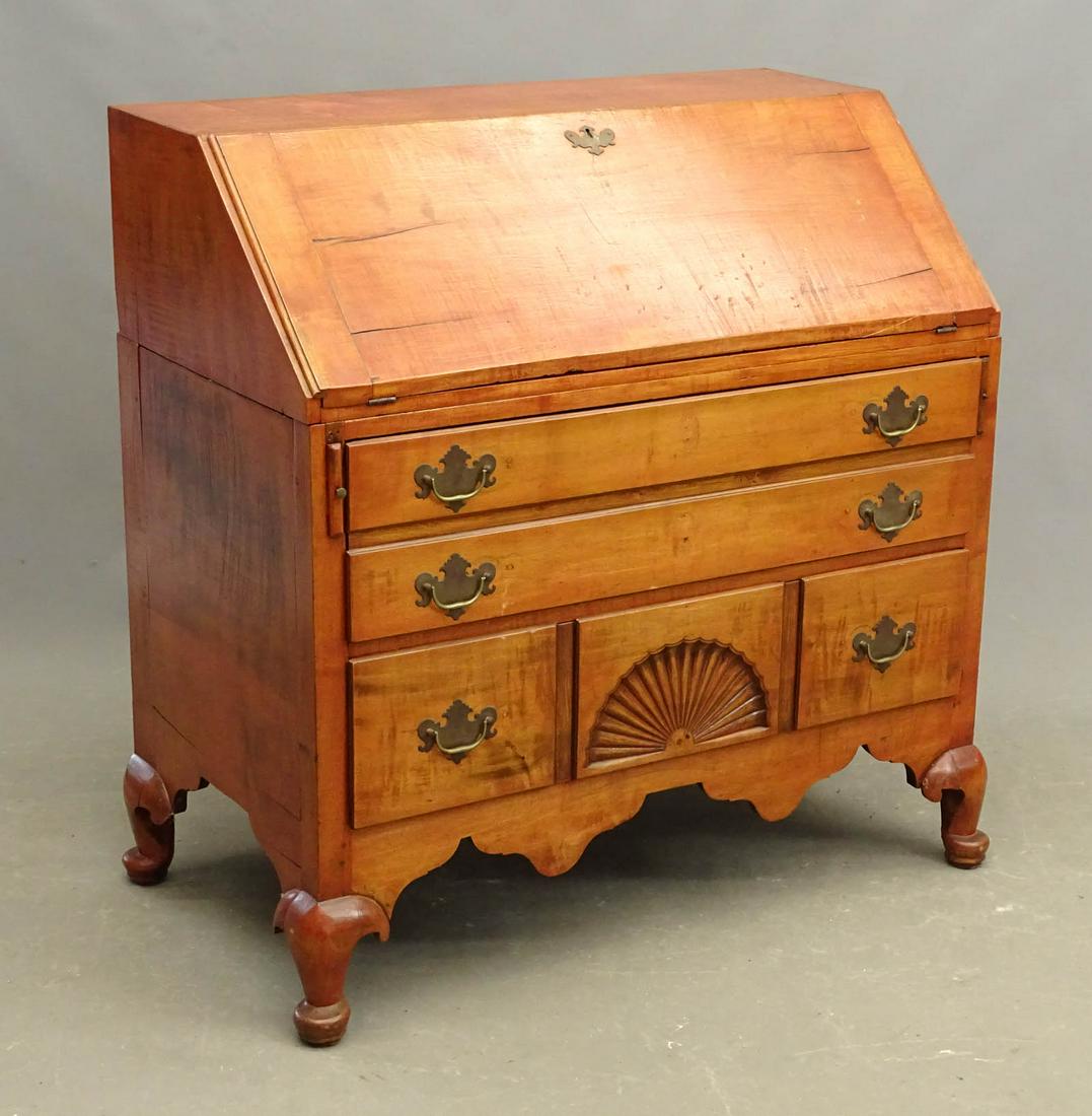 18th c. Queen Anne Slant Lid Desk (1 of 6)