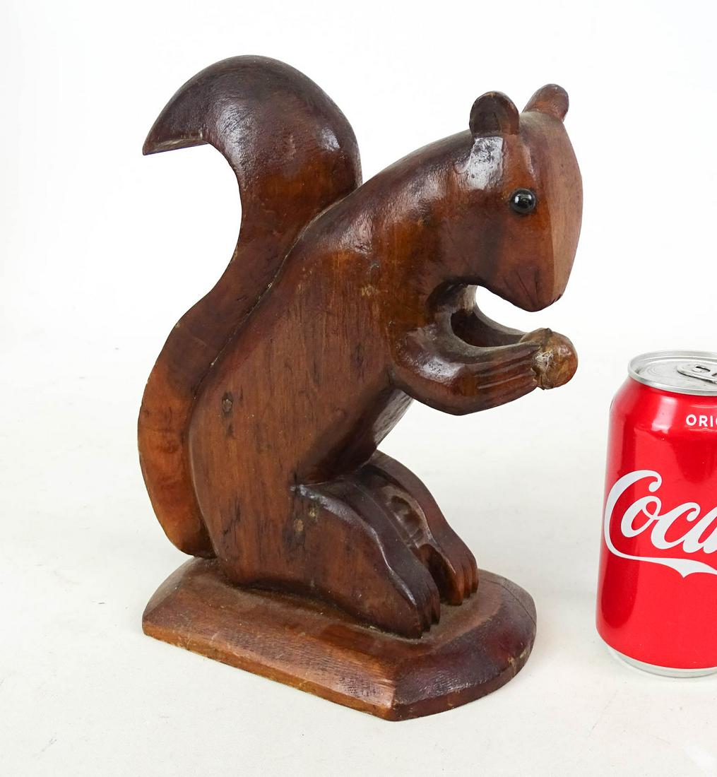 Folk Art Squirrel Carving (1 of 3)