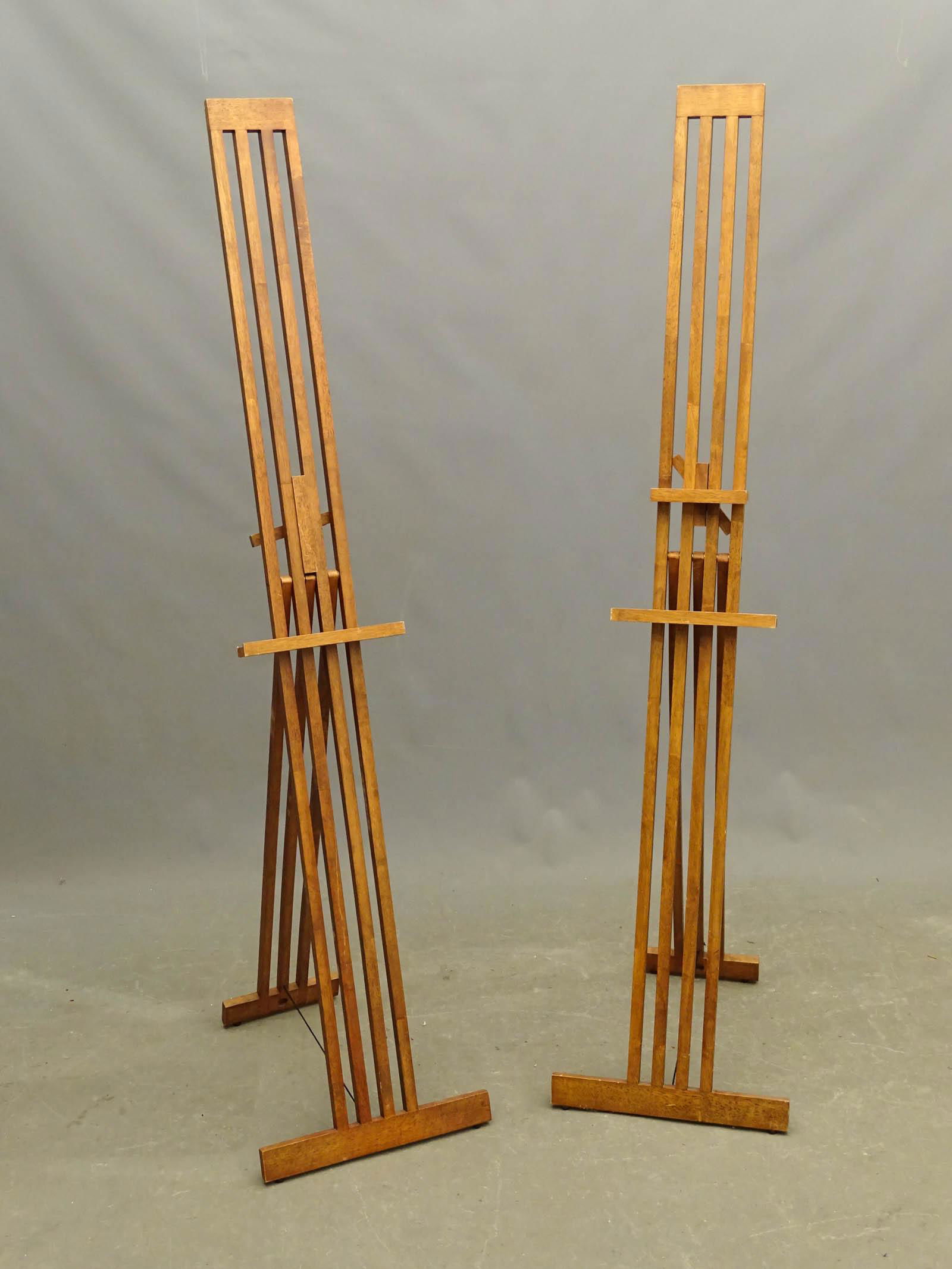 Pair Easels (1 of 3)