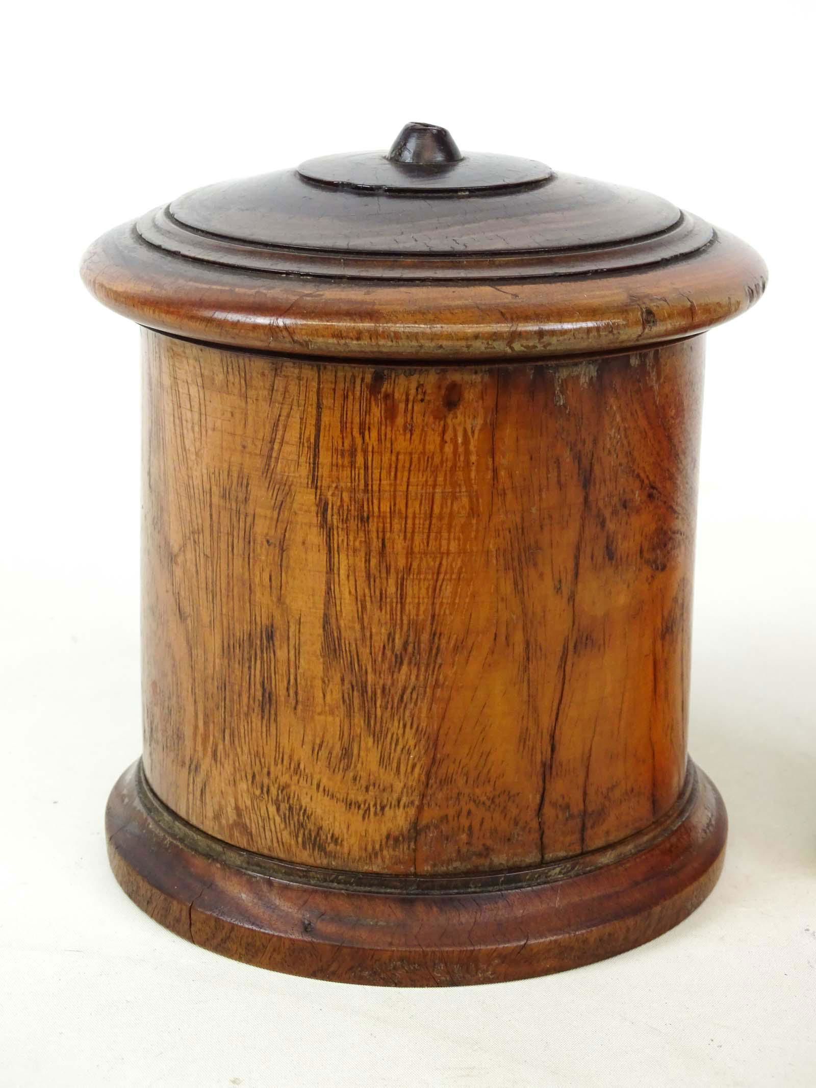 String Holder (1 of 3)