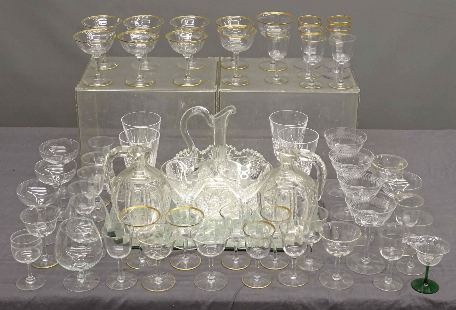 Stemware Lot (1 of 5)