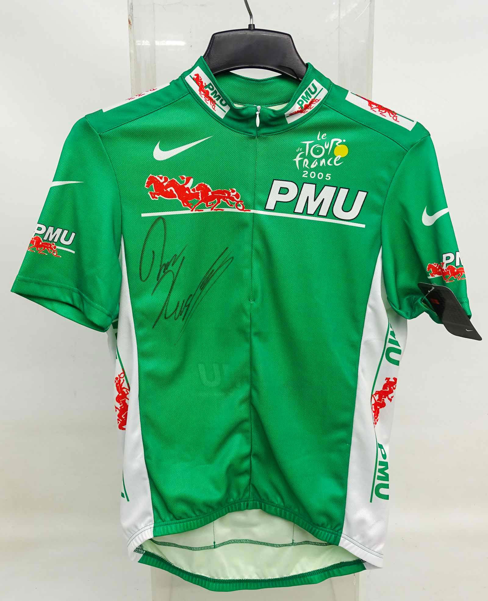 Thor Hushovd Autographed Jersey (1 of 3)