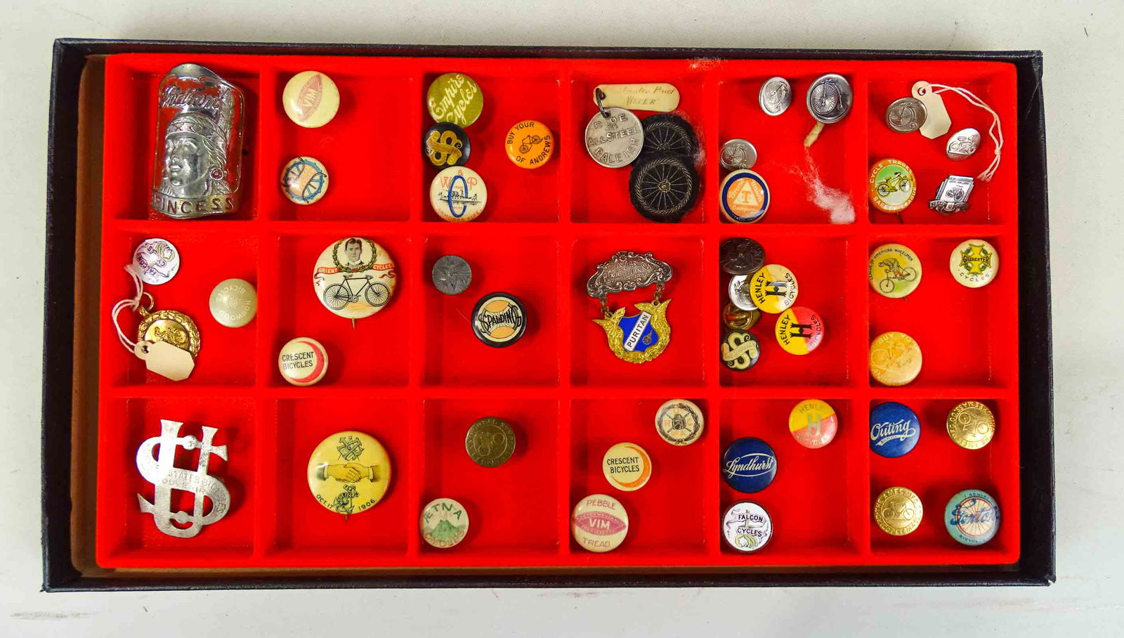 Bicycle Pinbacks Lot (1 of 8)