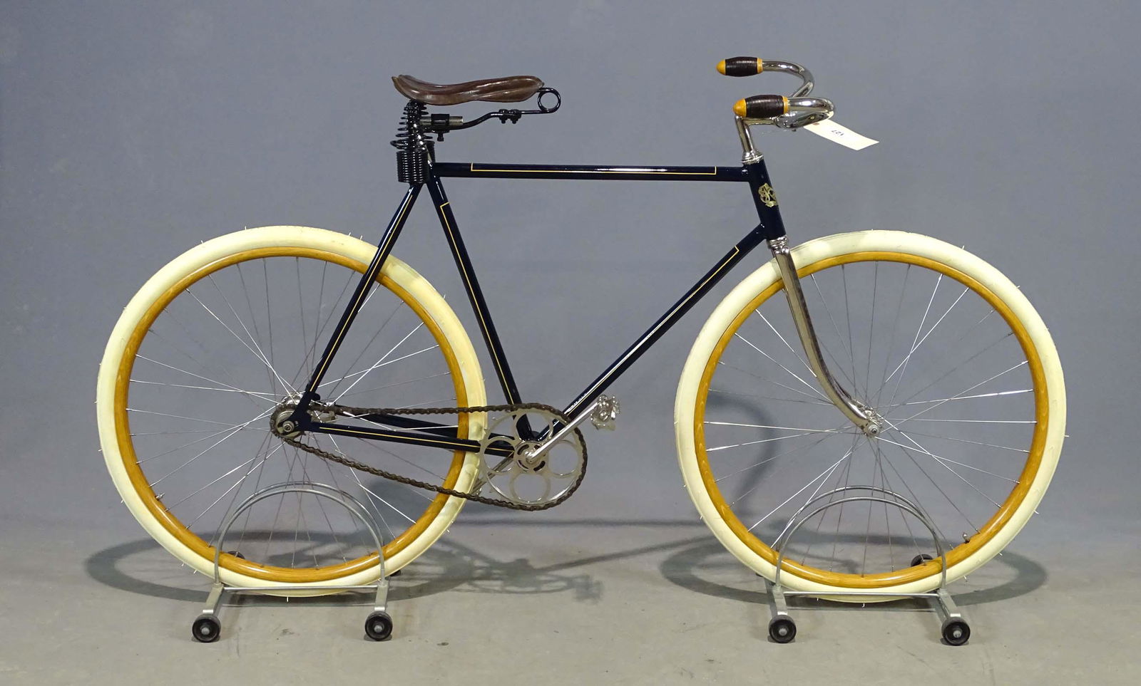 C. 1909 Hudson Pneumatic Safety Bicycle (1 of 9)