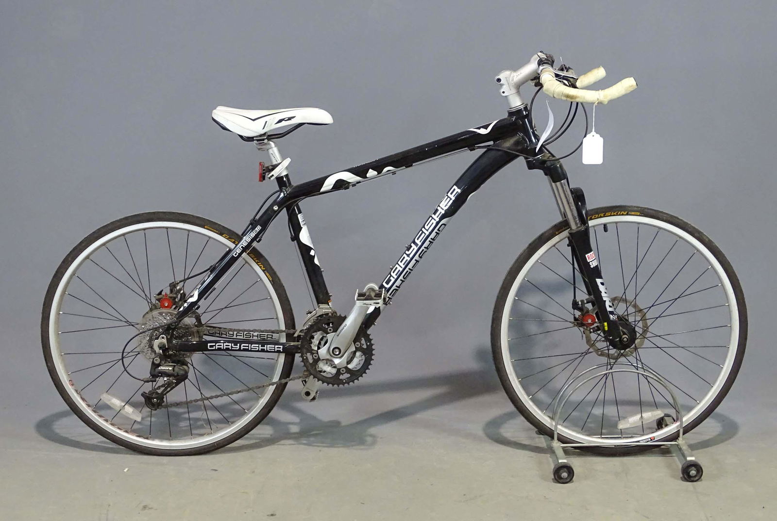 Gary Fisher Mountain Bicycle (1 of 17)