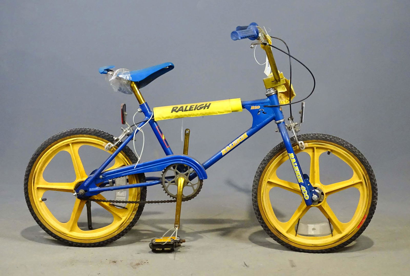 Raleigh BMX Bicycle (1 of 8)