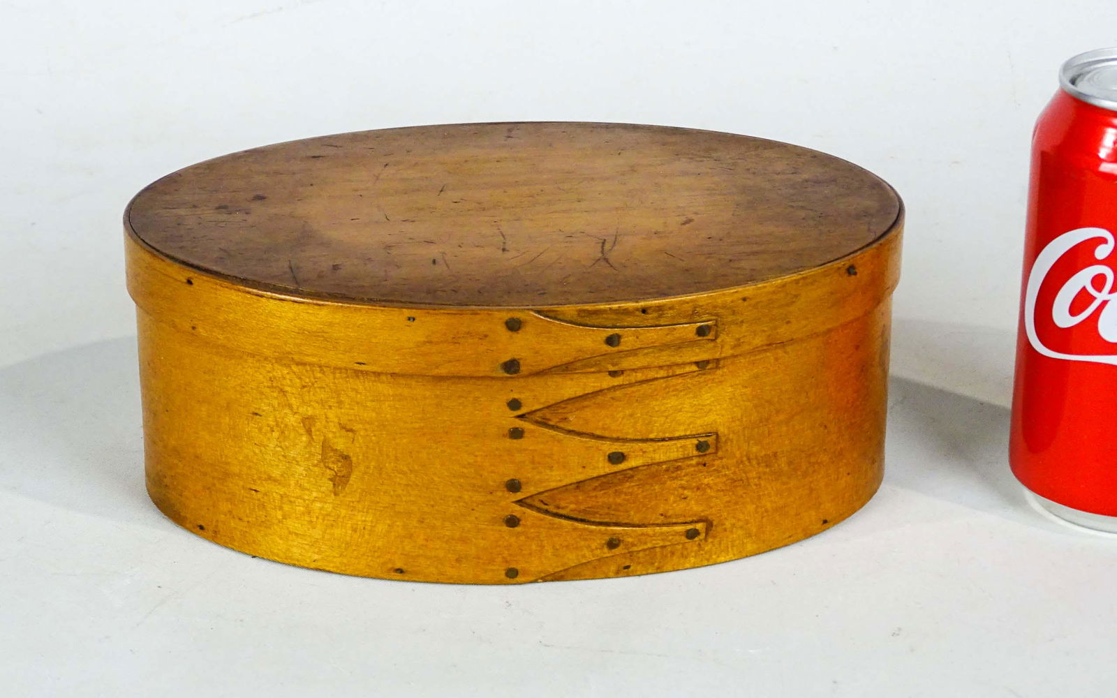 19th c. Shaker Oval Box (1 of 6)