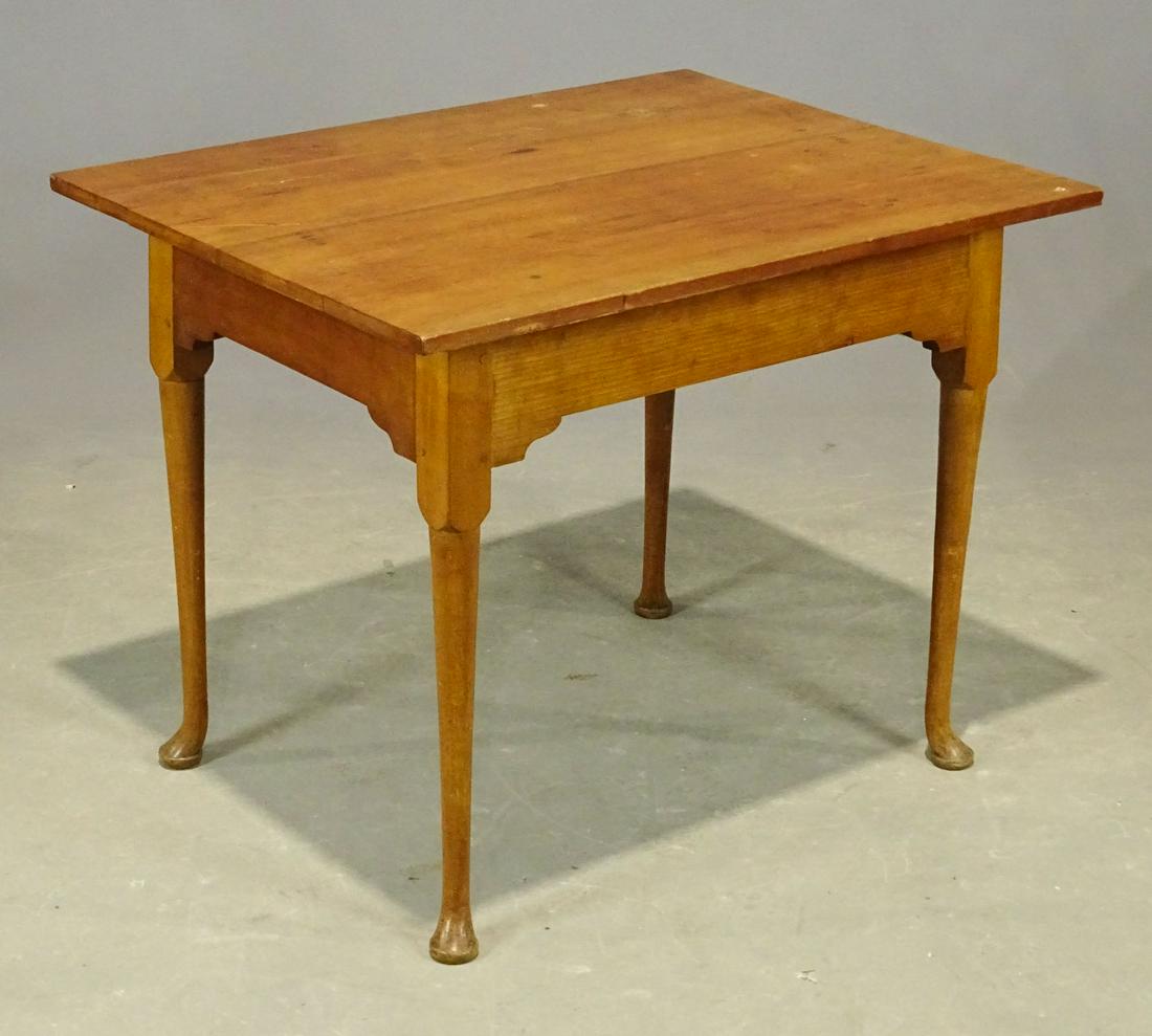 18th c. Tavern Table (1 of 3)