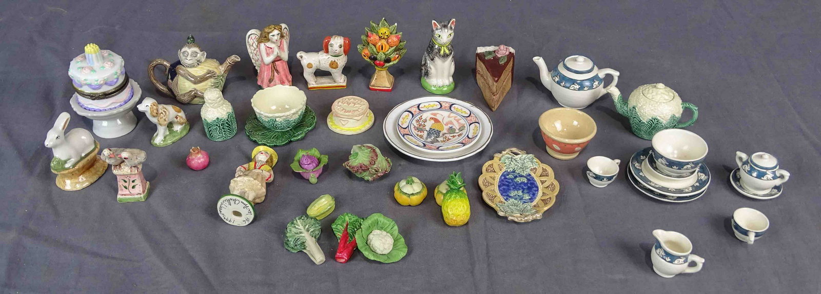 Miniature Ceramics Lot (1 of 7)