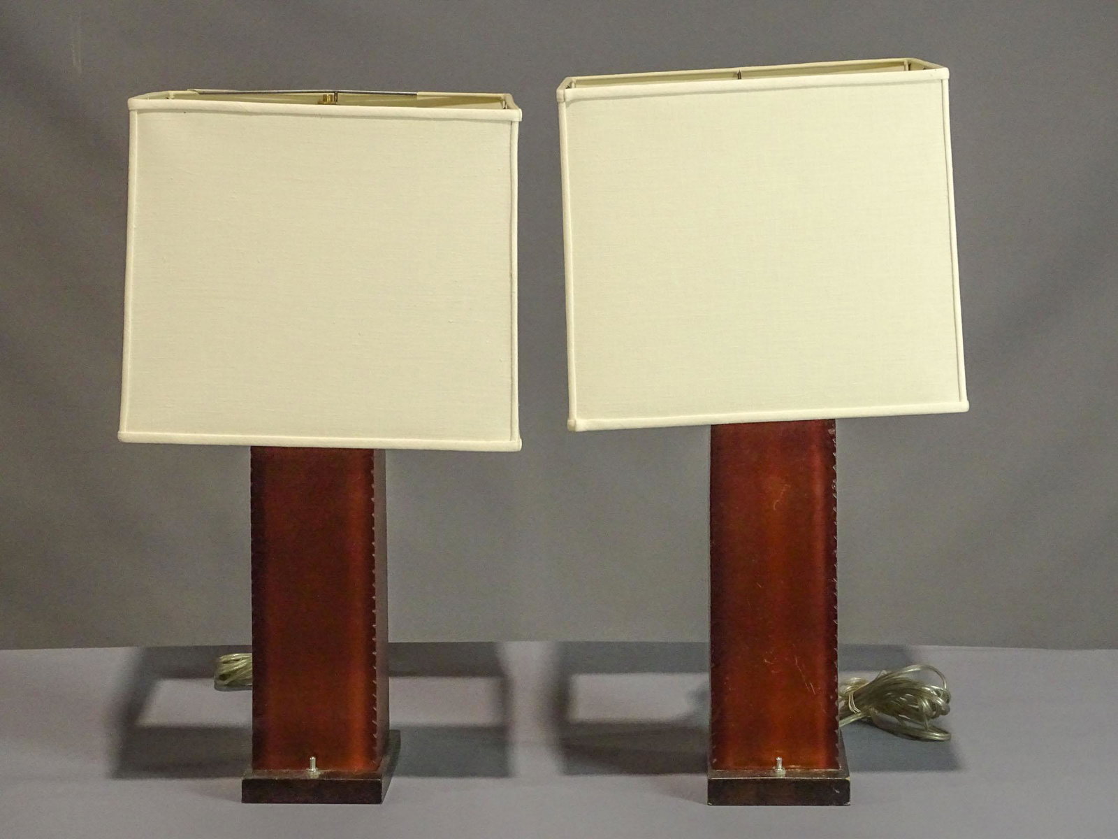 Pair Moderne Design Lamps (1 of 5)