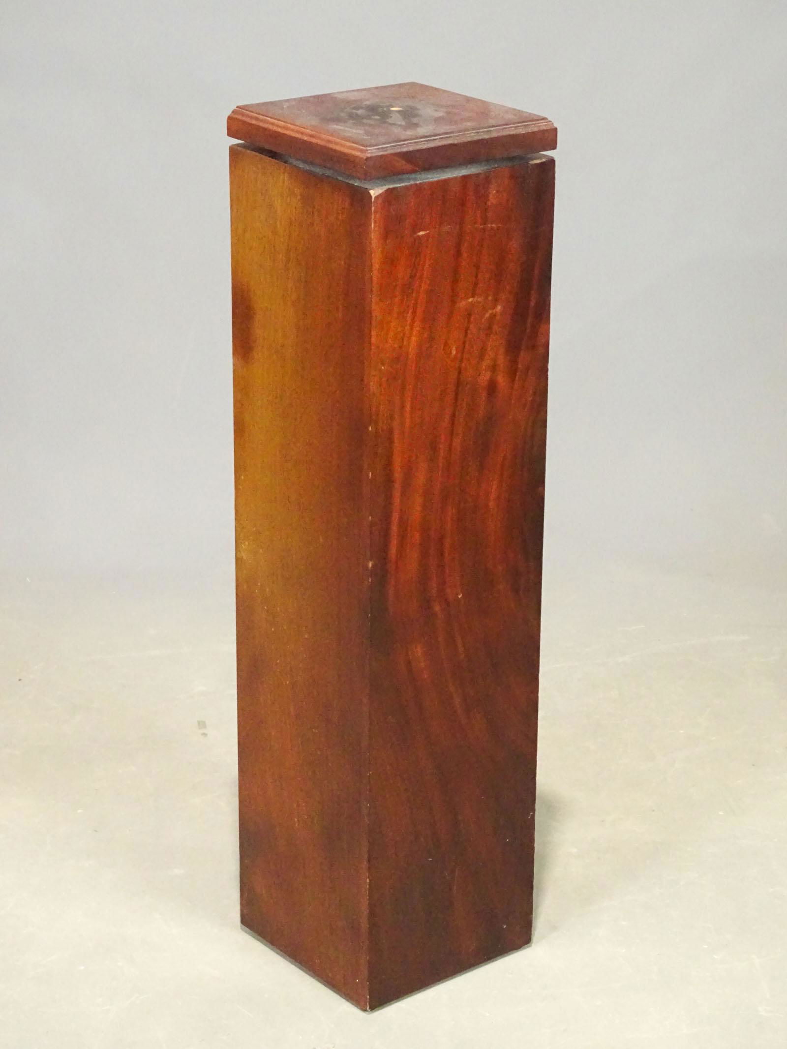 Modernist Pedestal (1 of 2)