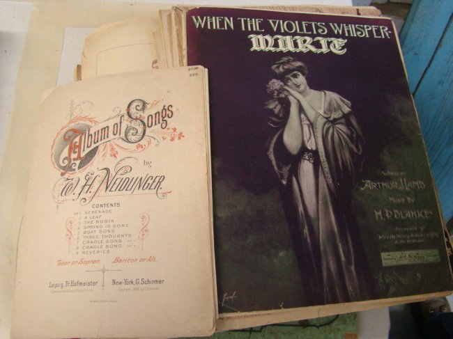 Sheet Music Lot: Lot misc. early to vintage sheet music dating from 1906-1942.
