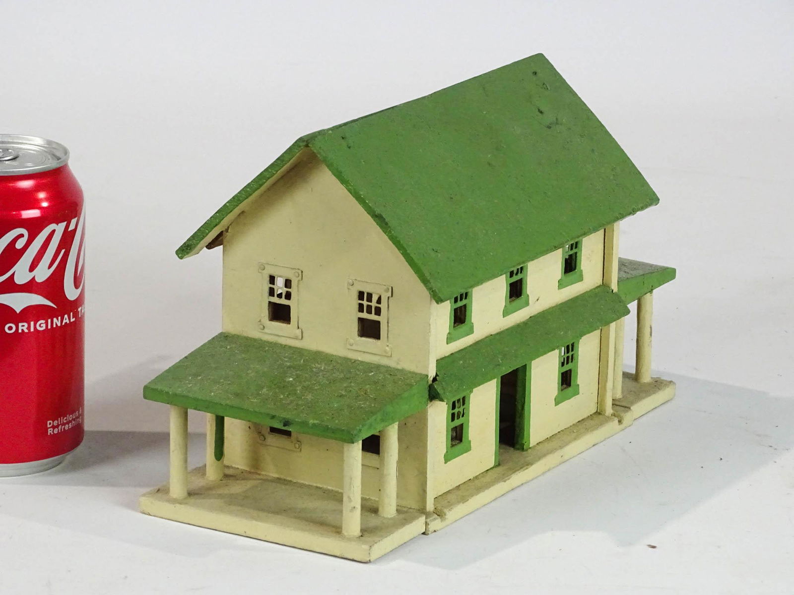 Folk Art House Model (1 of 4)