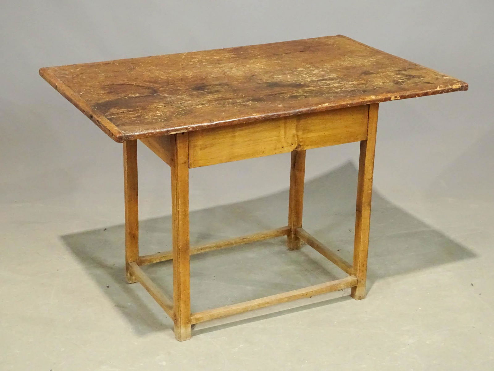18th c. Tavern Table (1 of 3)