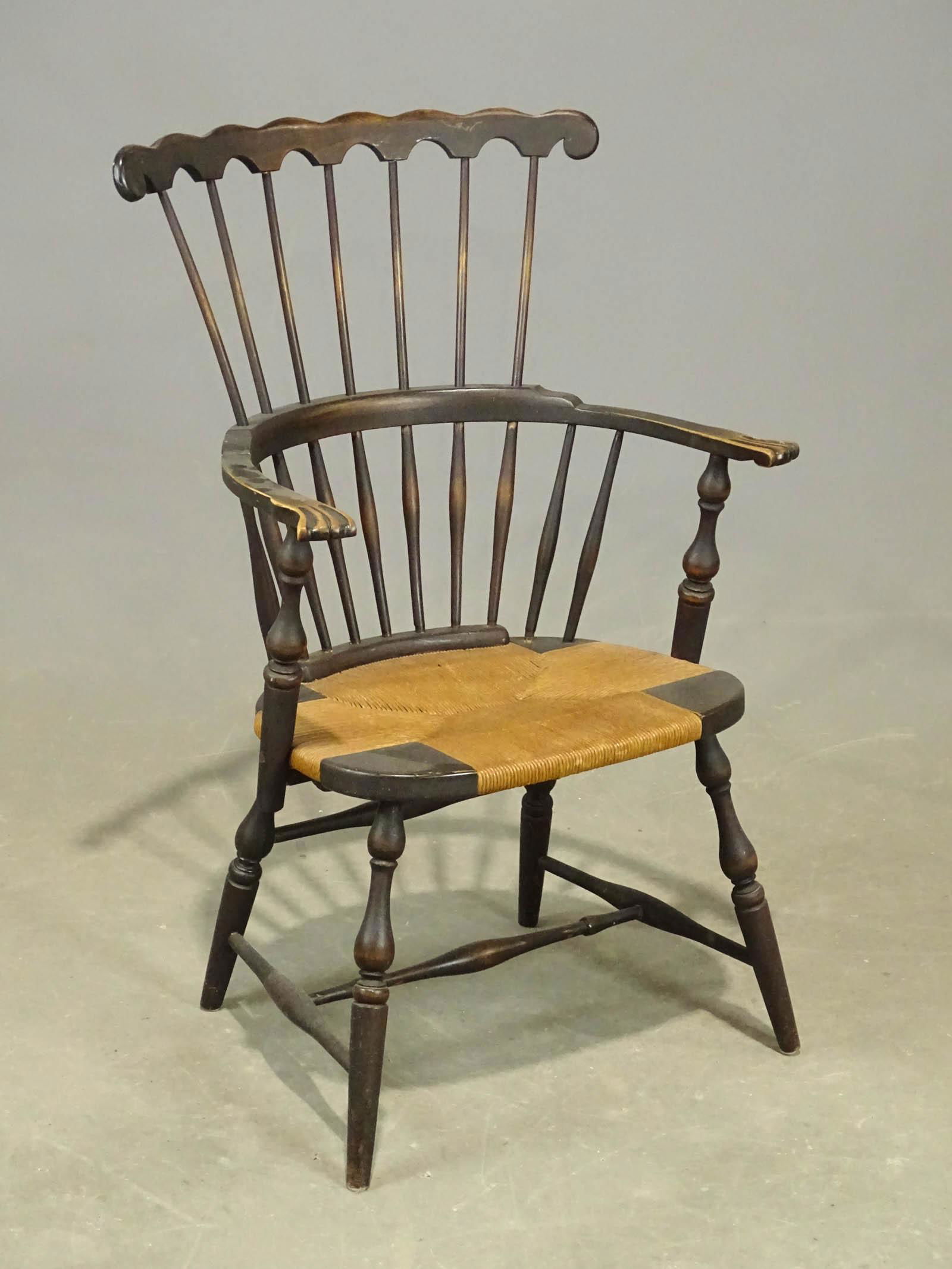 Windsor Chair (1 of 3)
