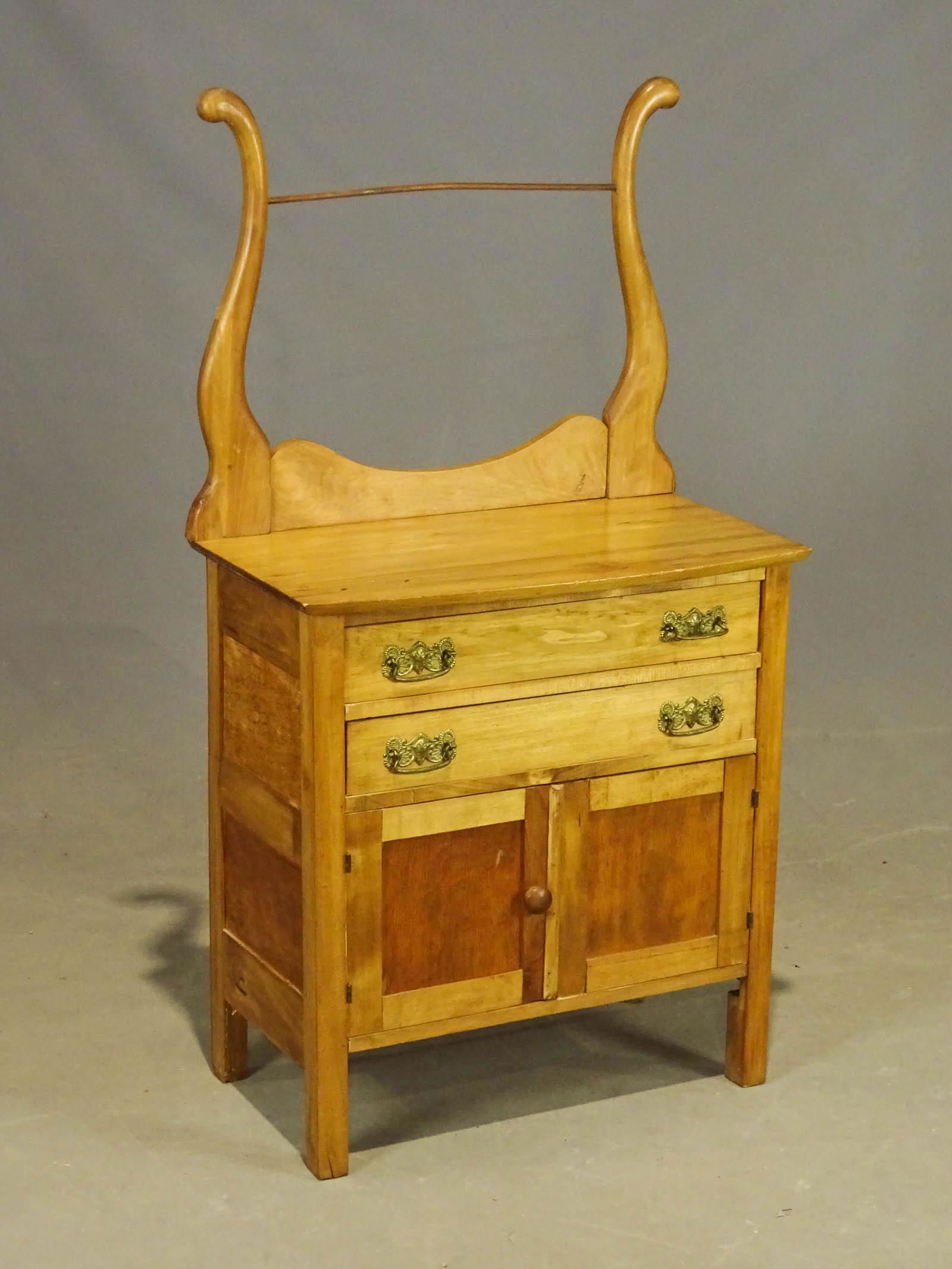 Victorian Washstand (1 of 4)