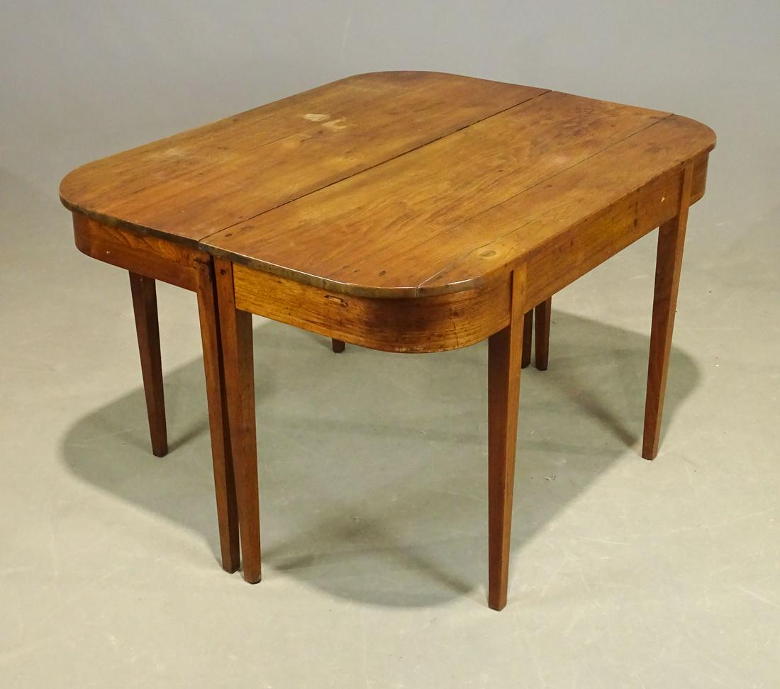 Pair of End Tables (1 of 7)