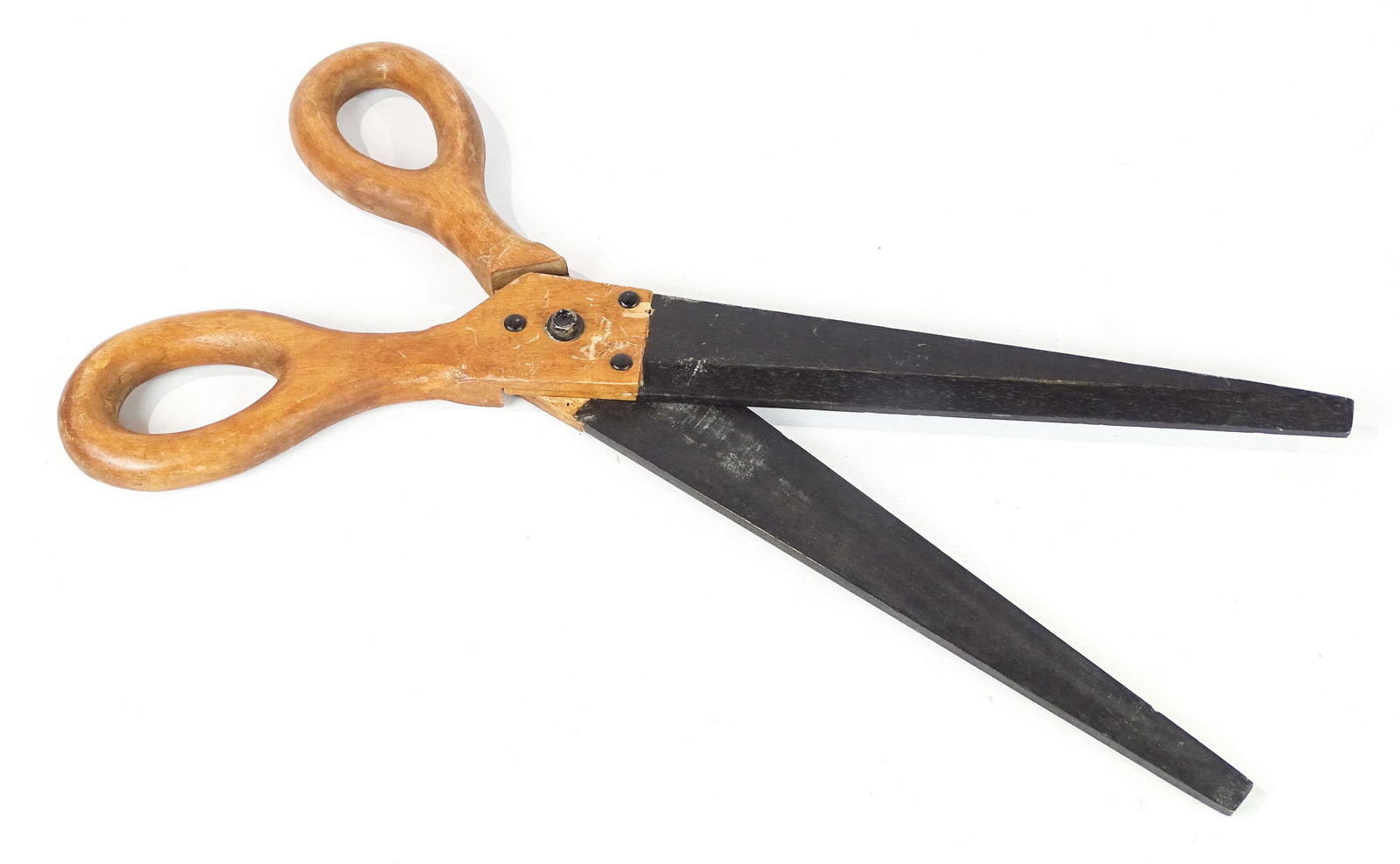 Large Wooden Scissors (1 of 3)