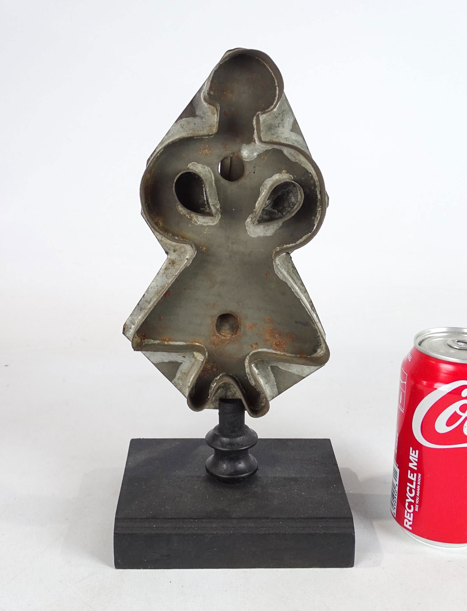 Cookie Cutter (1 of 4)