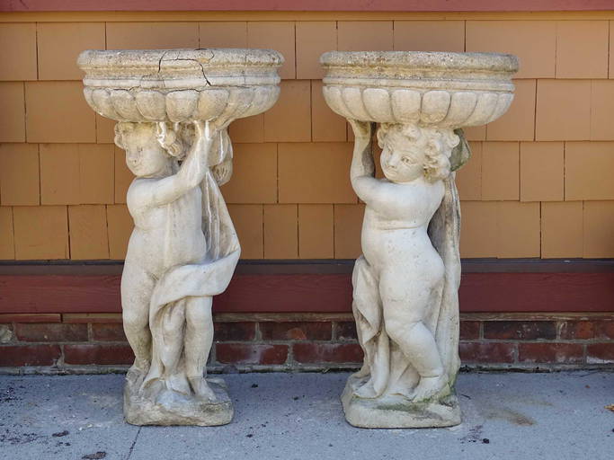 Pair of Cast Stone Bird Baths (0389) on Jun 18, 2022 Copake Auction