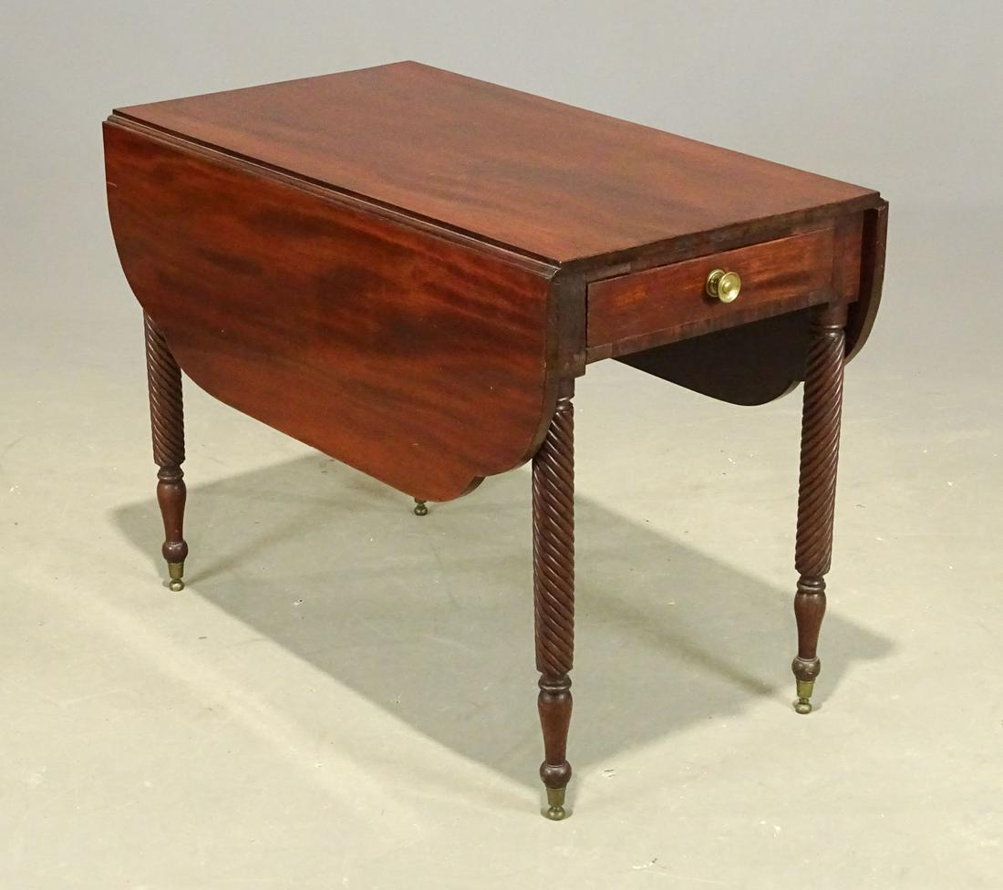19th c. Federal Dropleaf Table (1 of 5)