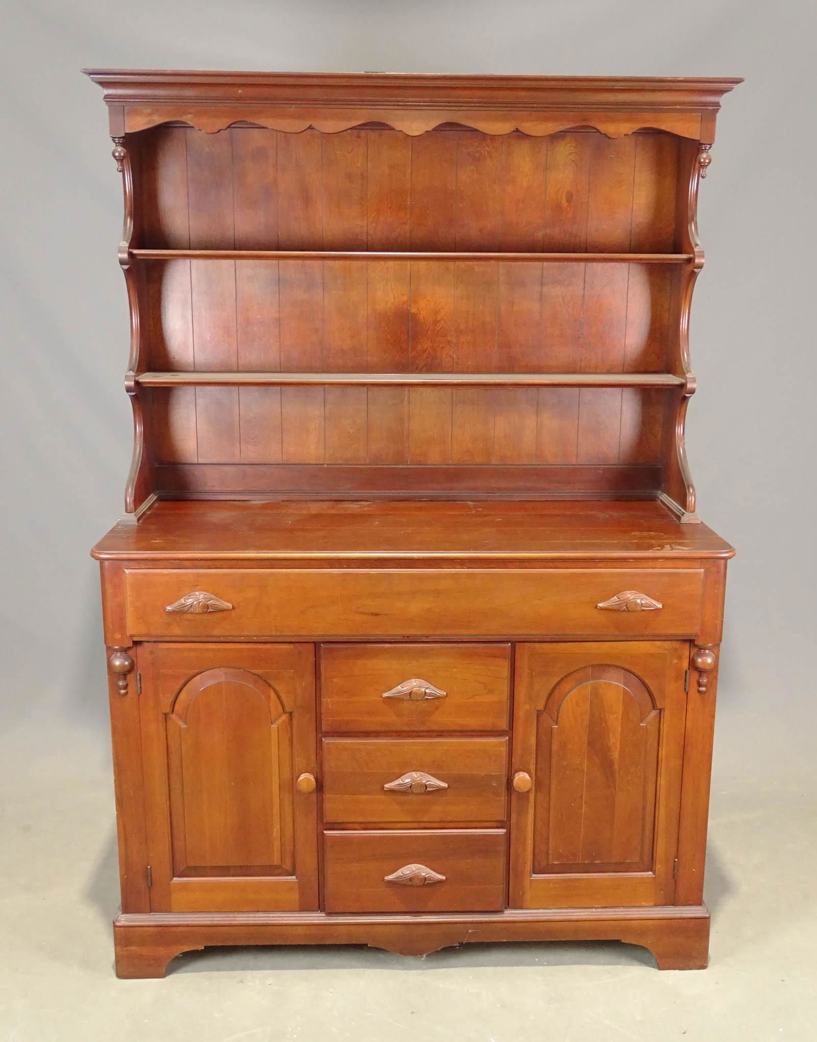 Pennsylvania House Hutch (0672) on Jul 30, 2022 Copake Auction Inc