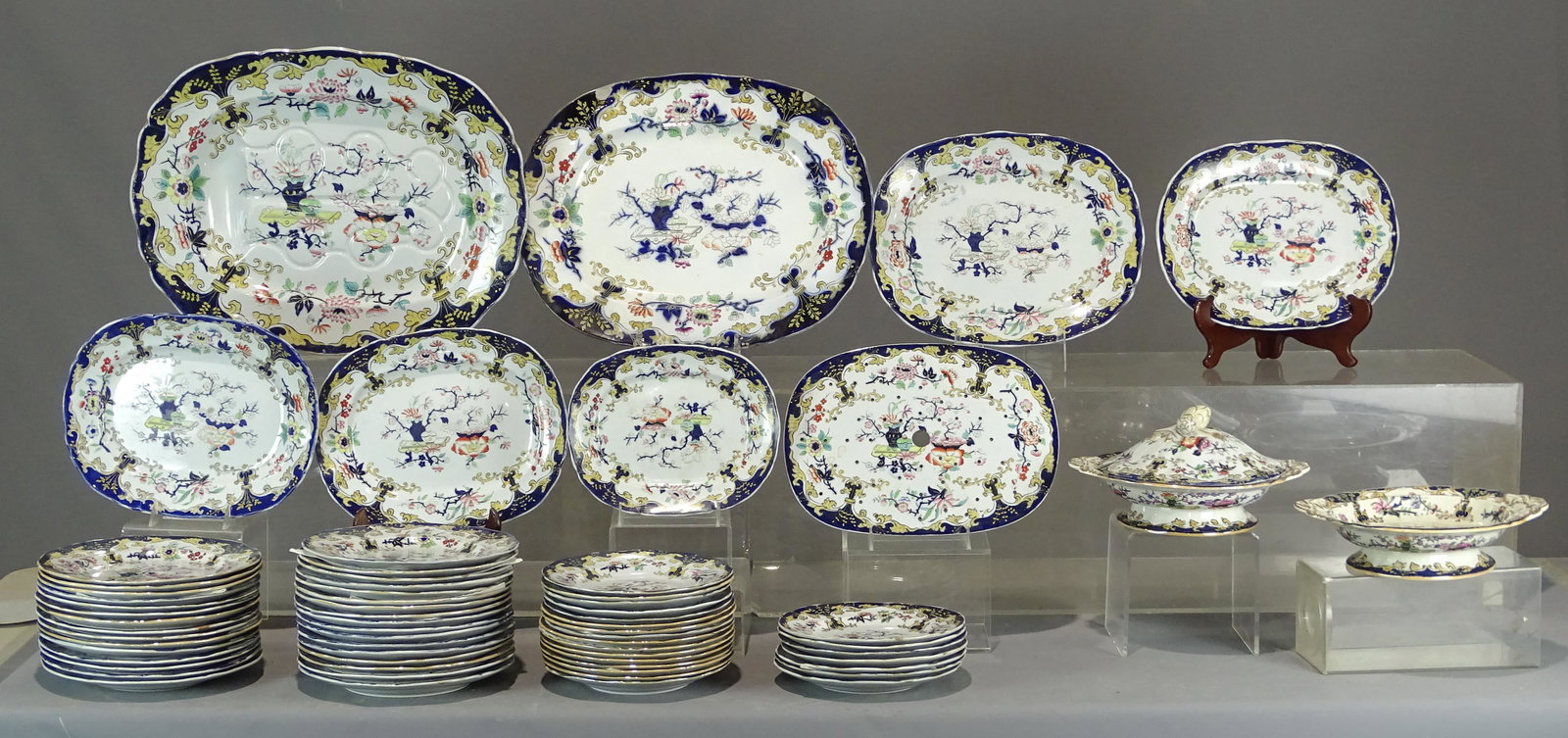 Minton Chinoiserie Dinner Service (1 of 6)