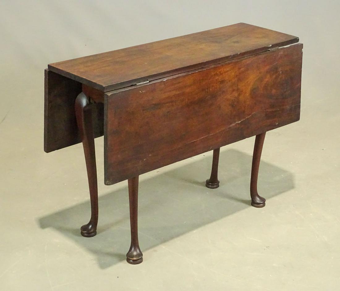 18th c. Queen Anne Dropleaf Table (1 of 6)