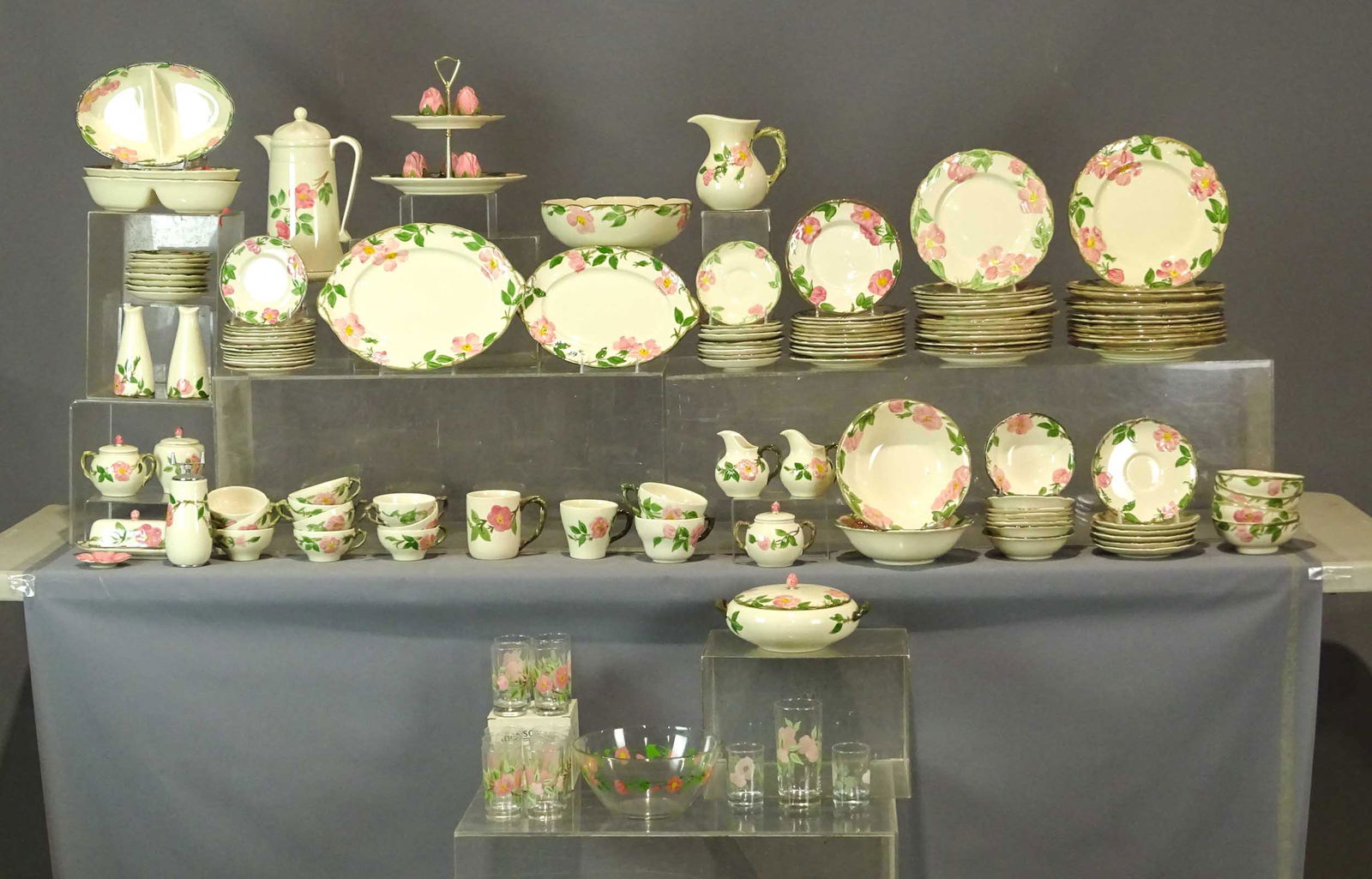 Franciscan "Desert Rose" Service (1 of 11)