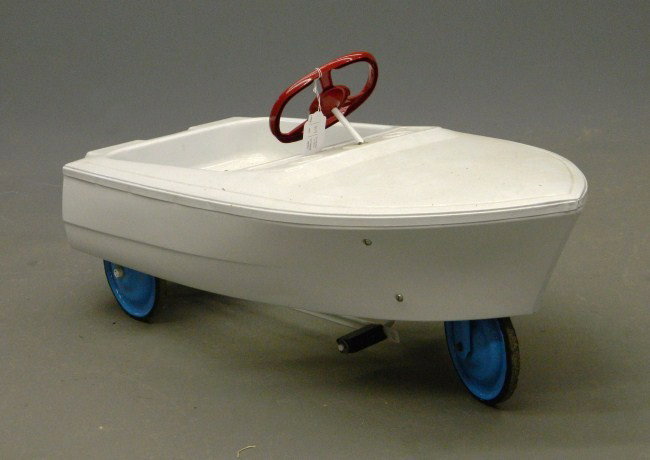 "Jolly Roger" Pedal Boat: Murray "Jolly Roger" pedal boat. 39 1/2" Length.