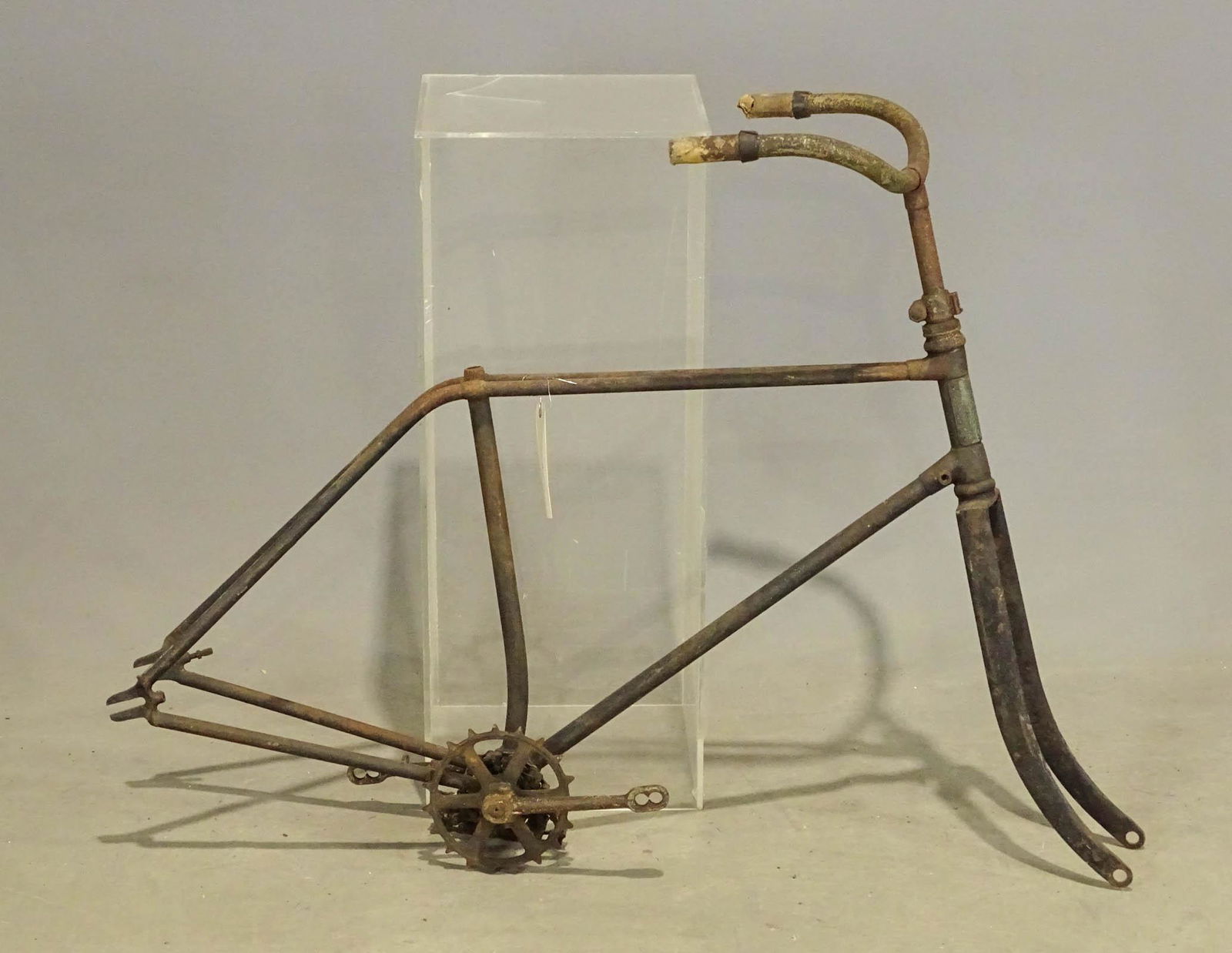 Columbia Split Frame Safety Bicycle: Columbia Split frame bicycle. No wheels. 18" frame. Barn find condition.