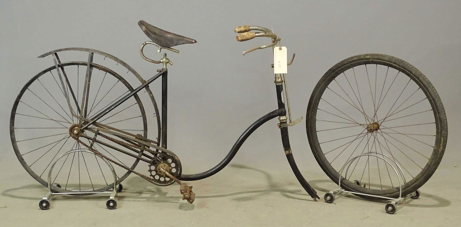 Victor Pneumatic Safety Bicycle (1 of 8)