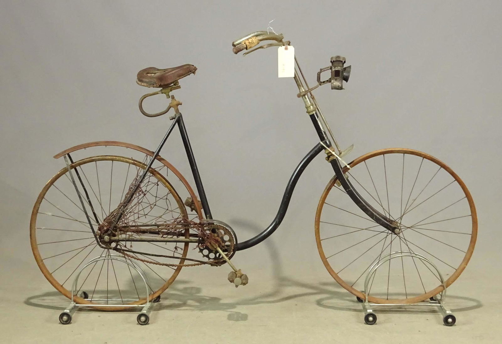 Victor Safety Bicycle (1 of 9)