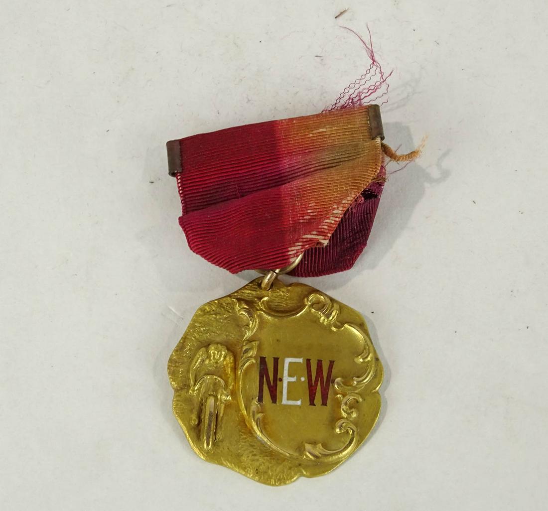 Gold Medal: Gold bicycle medale "1st Prize". Good condition. Ex: Jim Carpenter Collection.