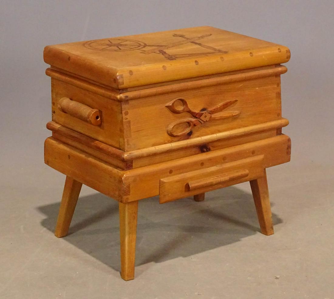 Folk Art Sewing Box (1 of 5)